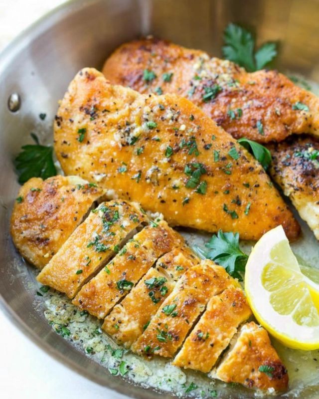 The New Long Life Menu is up. Check it out and place your order. Choose your desired pick up location or choose Nation Wide Shipping!! “Parm Crusted Tilapia- Lean N Green” “Chicken Bacon Ranch Bowl” “Grilled Fajita Chicken Bowl” “Sloppy Joe Bowl” “Turkey Stir Fry” and “Lemon Pepper Chicken Bowl”. We also would like to wish all the moms a happy and blessed Mother’s Day #happymothersday #mealprep www.longlifemealprep.com